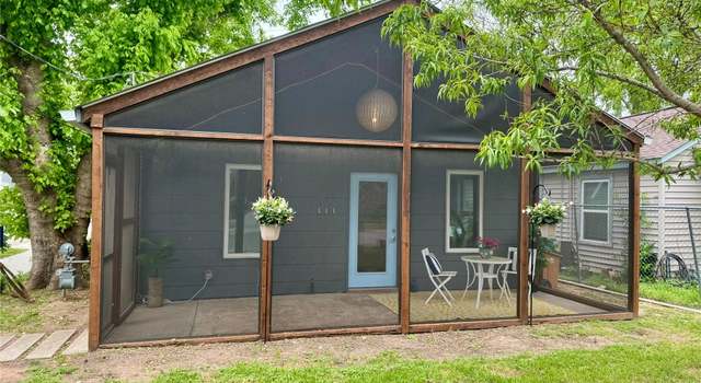 Photo of 2219 Garden St, Austin, TX 78702