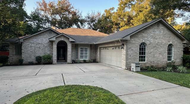 Photo of 307 Stewart St, Meadowlakes, TX 78654