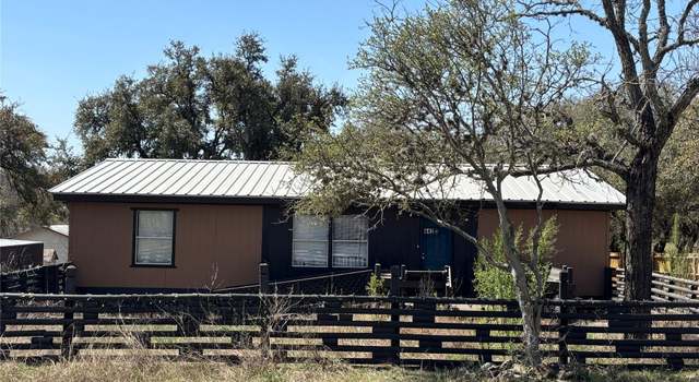Photo of 442 Buckhorn Dr, Canyon Lake, TX 78133