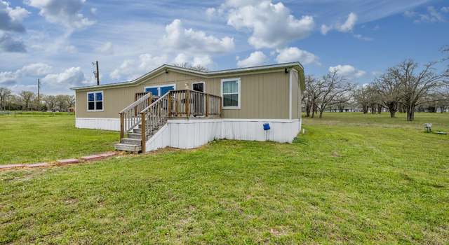 Photo of 158 County Rd 228, Gonzales, TX 78629