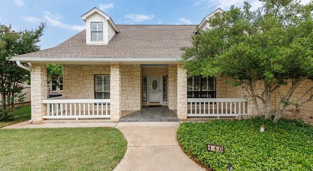 Photo of 440 Saint Andrews St, Meadowlakes, TX 78654