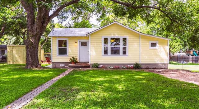 Photo of 551 Booker Ave, New Braunfels, TX 78130