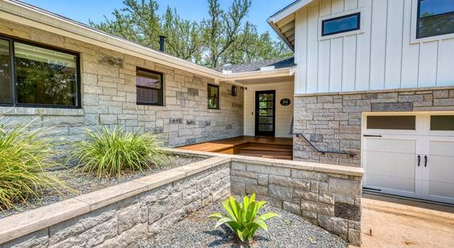 Photo of 204 Blue Waters Dr, Horseshoe Bay, TX 78657