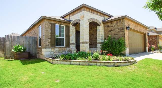 Photo of 121 Palm Dr, Buda, TX 78610