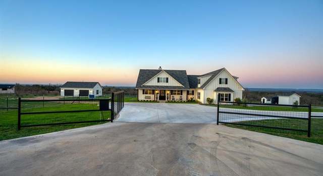 Photo of 104 Schoolhouse Ln, Spicewood, TX 78669