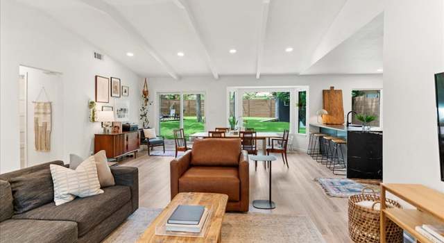 Photo of 1907 Parkside Ln, Austin, TX 78745