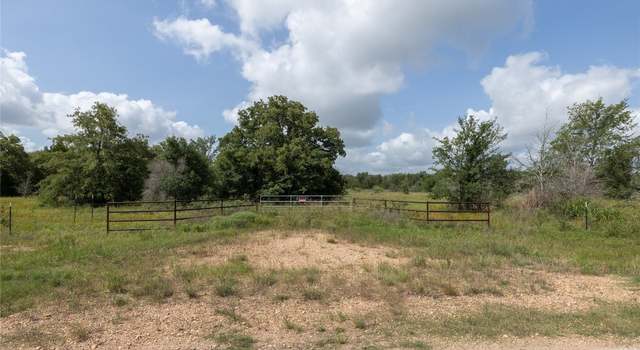 Photo of 1388 County Road 125, Ledbetter, TX 78946