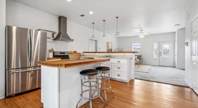 Photo of 826 Savannah Cv, Elgin, TX 78621