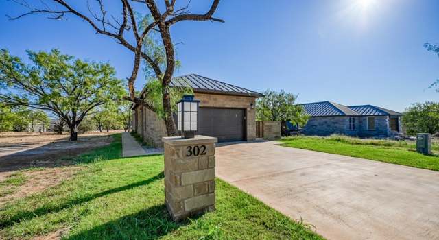 Photo of 302 Parallel Cir, Horseshoe Bay, TX 78657