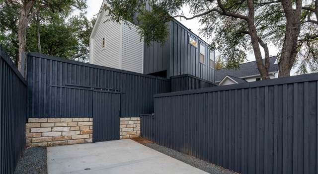 Photo of 2904 Webberville Rd #2, Austin, TX 78702