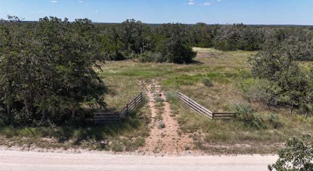 Photo of 2962 County Rd 397 Rd, Moulton, TX 77975