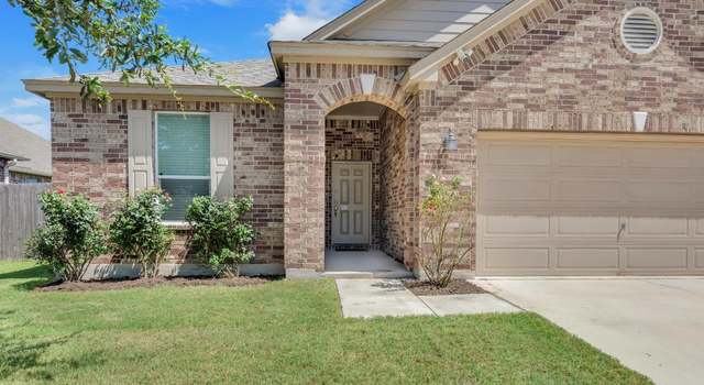 Photo of 136 Everglades Ave, Taylor, TX 76574