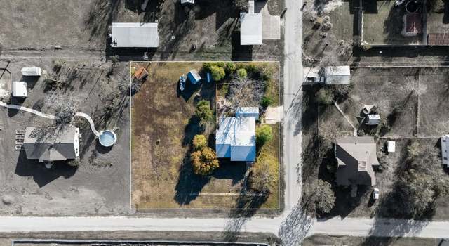 Photo of 505 E Bell St, Bartlett, TX 76511