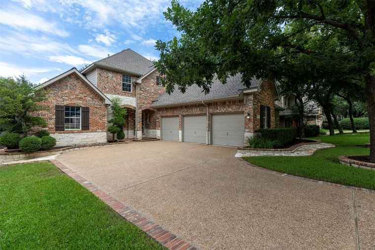 Photo of 1343 River Forest Dr Round Rock, TX 78665