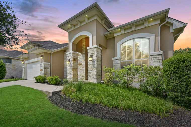 Photo of 104 Blue Agave Ln Georgetown, TX 78626