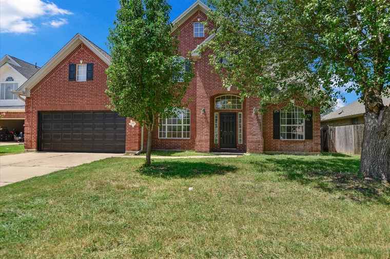 Photo of 301 Gulfstream Dr Georgetown, TX 78626