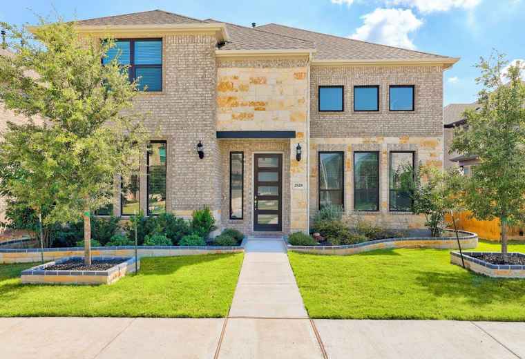 Photo of 2928 Birdcall Path Leander, TX 78641