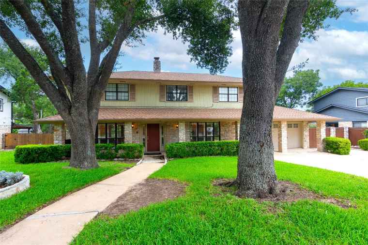 Photo of 1904 Creekview Dr Round Rock, TX 78681