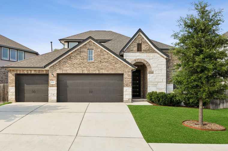 Photo of 1816 Arapaho Mountain Pass Leander, TX 78641