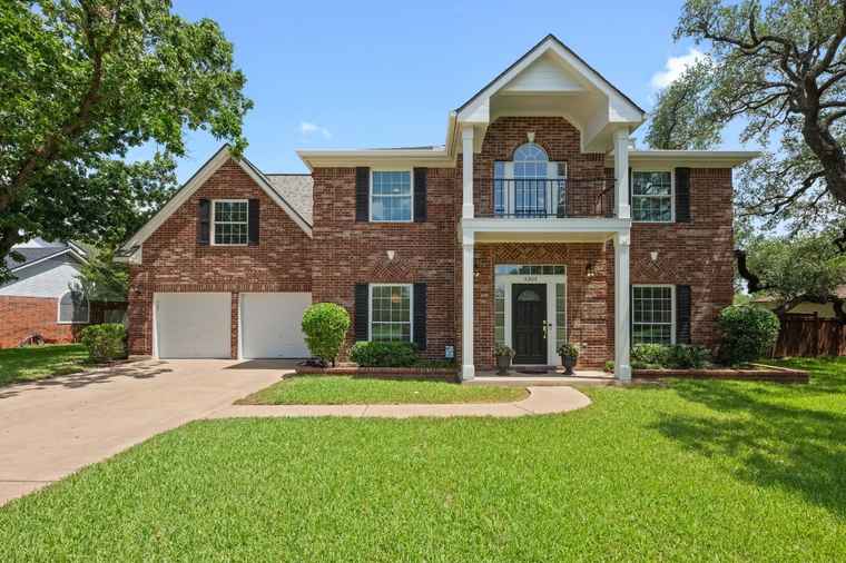 Photo of 5205 Dry Wells Rd Austin, TX 78749