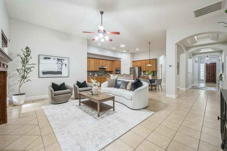 Photo of 112 Mcbride Ln Cedar Park, TX 78613