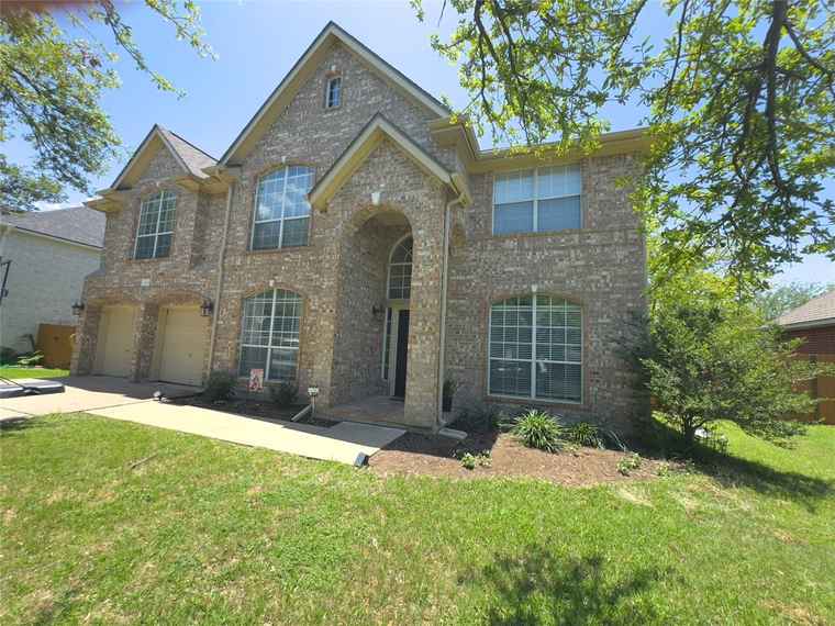 Photo of 404 Autumn Trl Georgetown, TX 78626