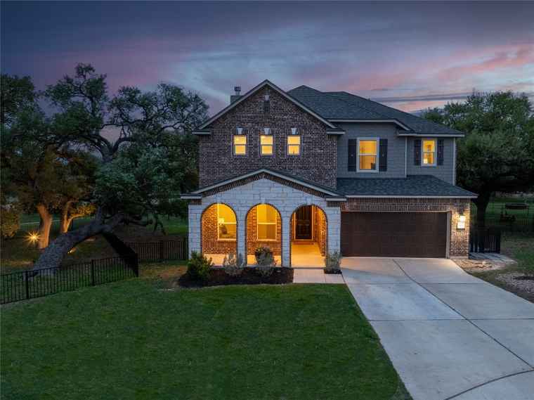 Photo of 909 Desaix Dr Georgetown, TX 78628