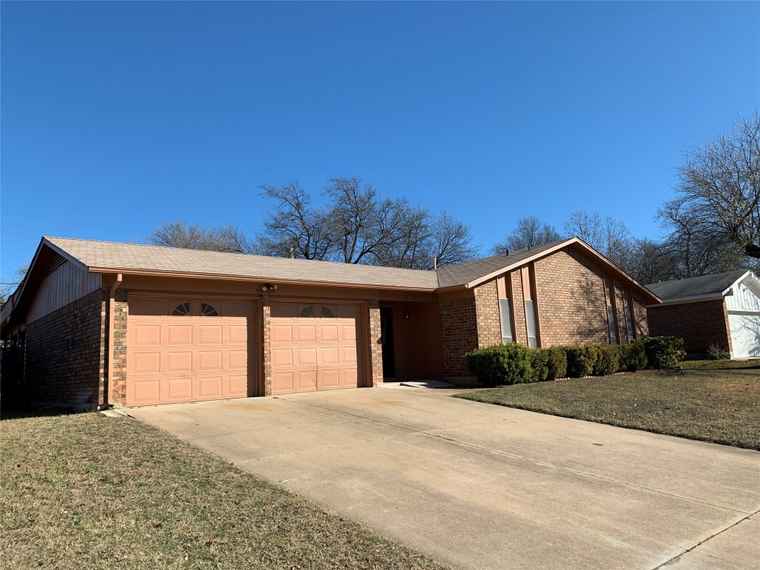 Photo of 903 Bellaire Dr Killeen, TX 76541