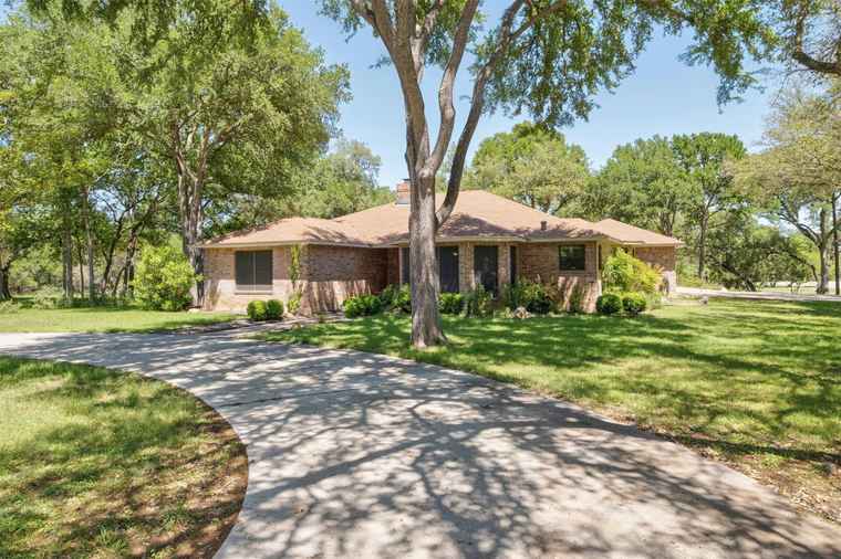 Photo of 101 Colleen Ct San Marcos, TX 78666