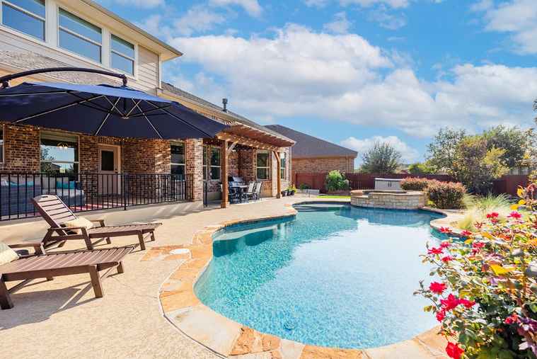 Photo of 2313 Legend Hill Dr Leander, TX 78641
