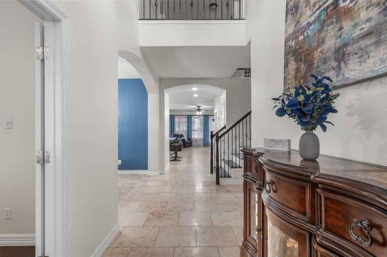 Photo of 18928 Wandering Vine Cv Pflugerville, TX 78660