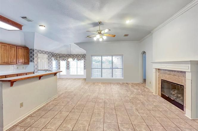 1919 dapplegrey ln 1919 dapplegrey ln