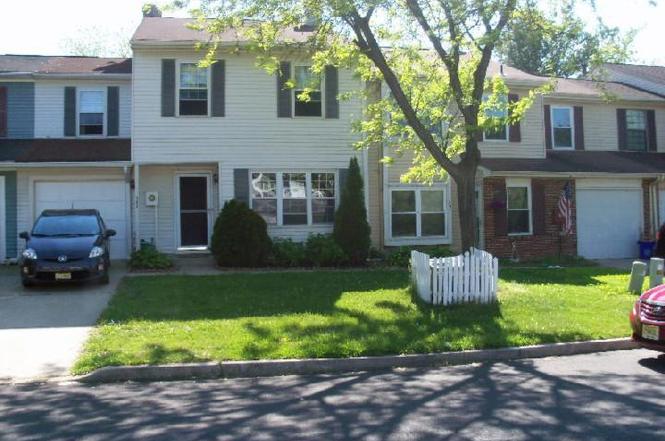 202 Lafayette Dr Logan Township Nj 08085 Mls 6047608 Redfin 202 Lafayette Dr Logan Township Nj 08085