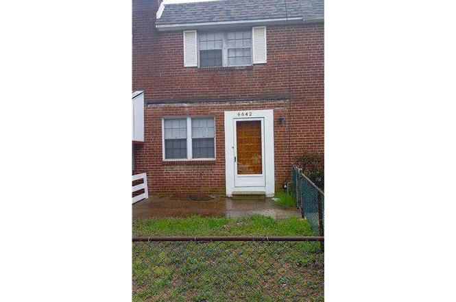 6642 Perry Ave Upper Darby Pa 19082 Mls 6556854 Redfin 6642 Perry Ave Upper Darby Pa 19082