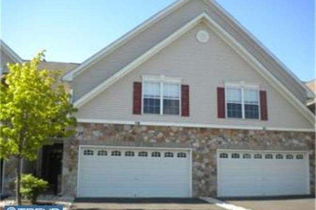 19 Miller Cir Pennington Nj 08534 3 Beds 2 5 Baths