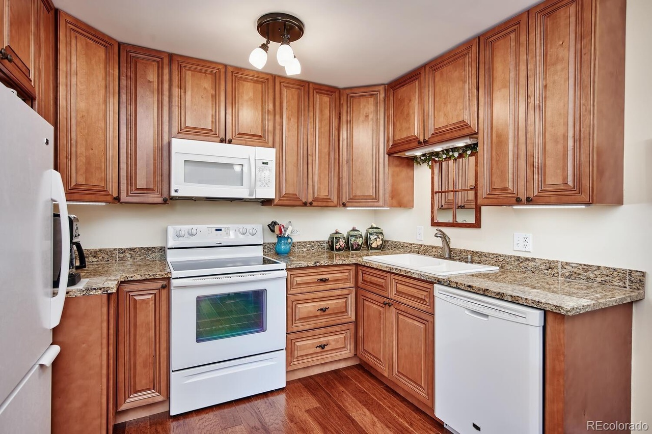 625 S Alton Way Unit 12c Denver Co Mls Redfin 625 S Alton Way Unit 12c Denver Co Mls Redfin