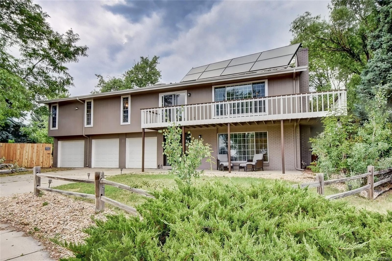 1823 S Owens St Lakewood Co 80232 5 Beds 2 Baths