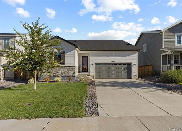 Property at 27491 E 10th Dr, Aurora, CO 80018, 3 beds, 2 baths