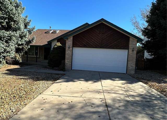 Property at 3226 S Danube St, Aurora, CO 80013, 3 beds, 2 baths