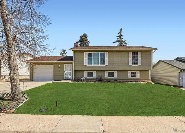 Property at 2034 S Idalia St, Aurora, CO 80013, 3 beds, 2 baths