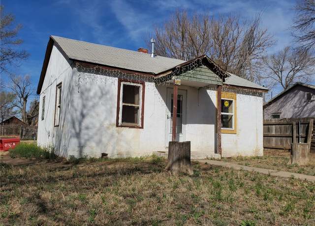 Property at 102 S 12th St, Lamar, CO 81052, 2 beds, 1 bath