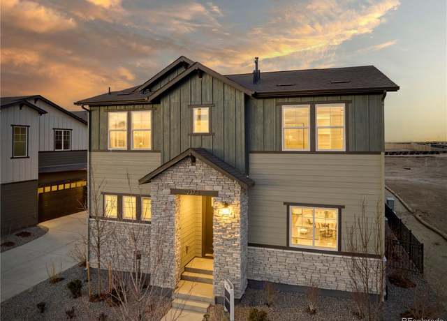 Property at 23751 E 40th Ave, Aurora, CO 80019, 3 beds, 3 baths