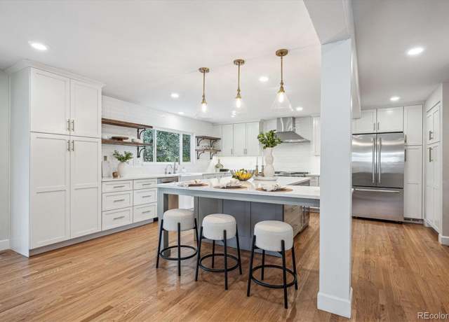 Property at 7866 S Valentia Way, Centennial, CO 80112, 5 beds, 3 baths