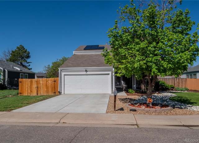Property at 87 Macon Ct, Aurora, CO 80010, 4 beds, 3 baths