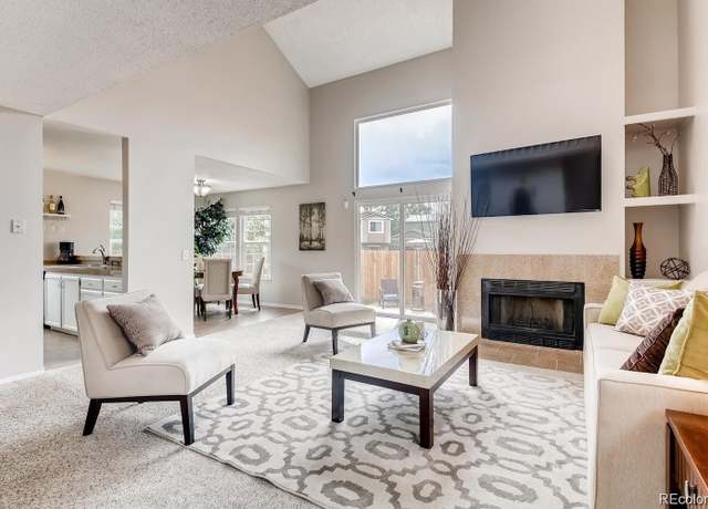Property at 87 Macon Ct, Aurora, CO 80010, 4 beds, 3 baths