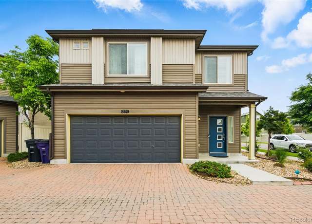 Property at 18619 E 50th Pl, Denver, CO 80249, 3 beds, 3 baths