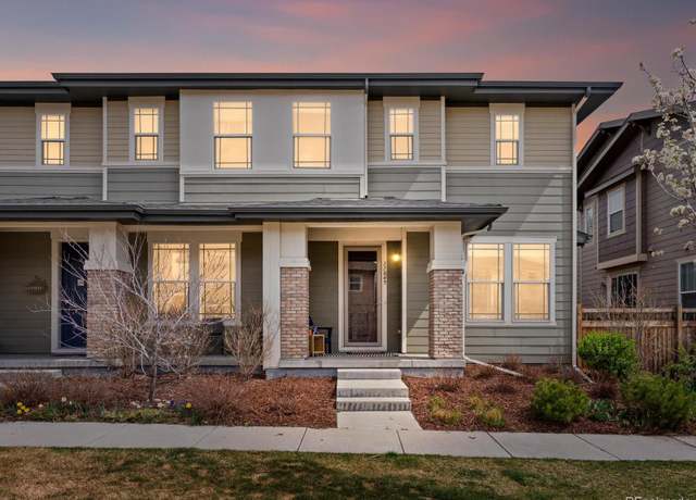 Property at 11049 E 28th Pl, Denver, CO 80238, 2 beds, 3 baths