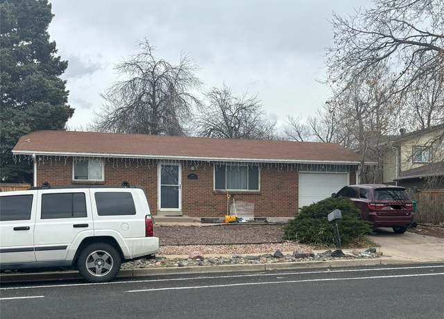 Property at 906 S Moline St, Aurora, CO 80012, 4 beds, 2 baths