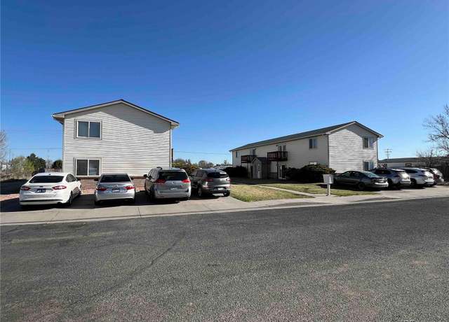 Property at 323 Circle Dr, Fort Morgan, CO 80701, 8 beds, 8 baths