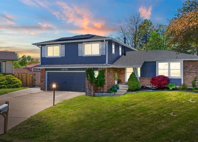 Property at 6975 S Wadsworth Ct, Littleton, CO 80128, 5 beds, 3 baths
